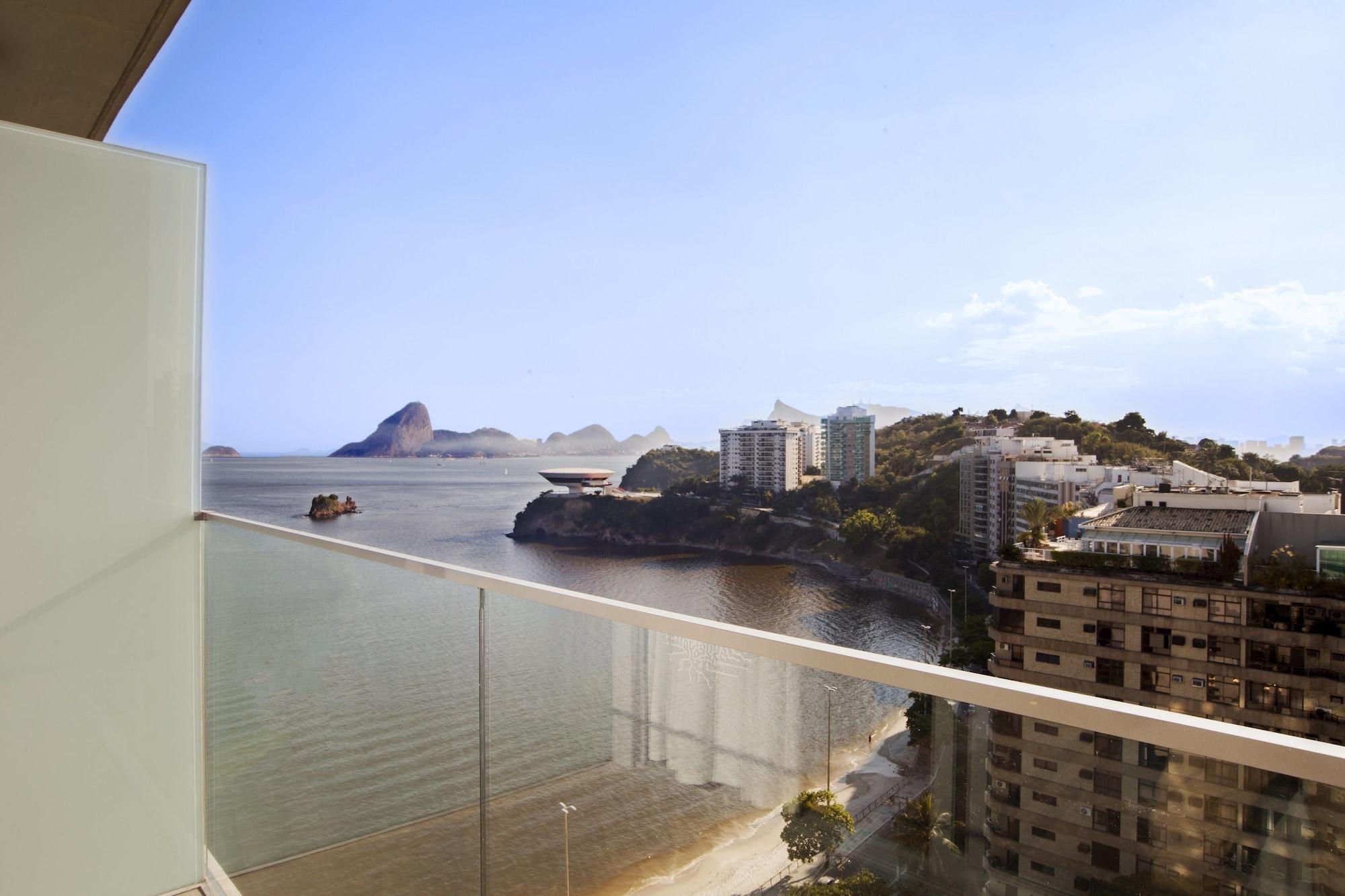 H Niteroi Hotel Kültér fotó