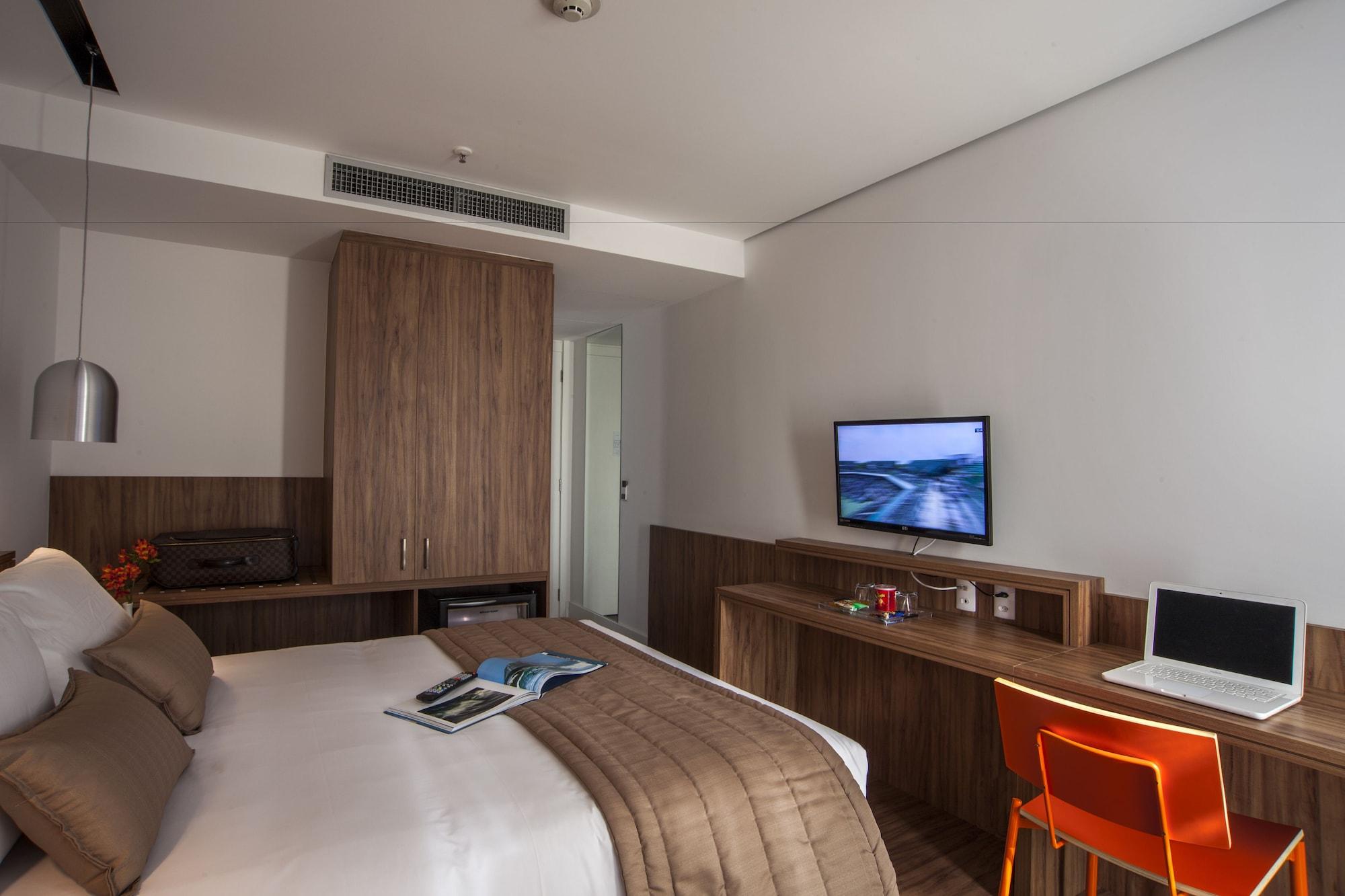 H Niteroi Hotel Kültér fotó