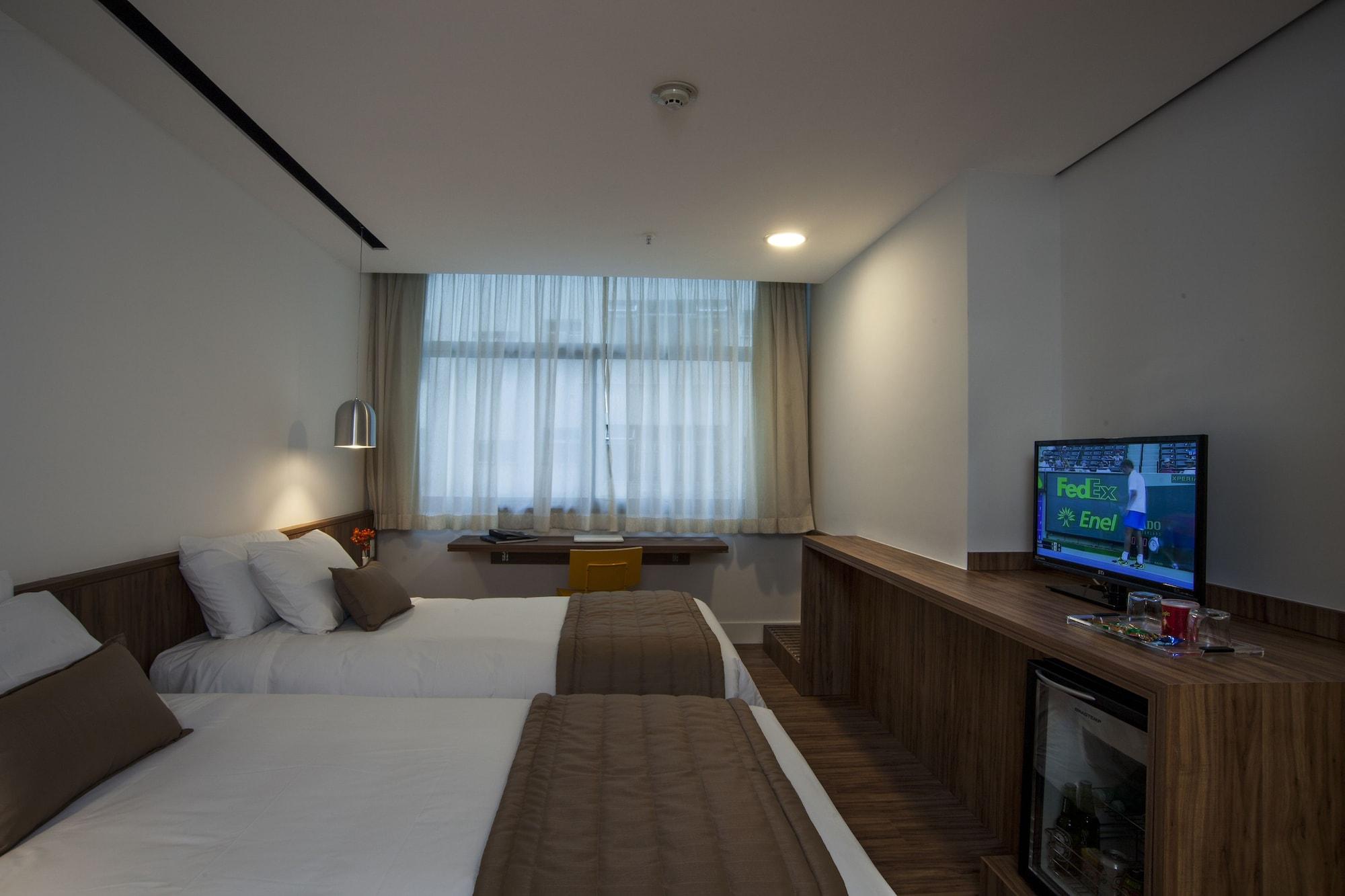 H Niteroi Hotel Kültér fotó