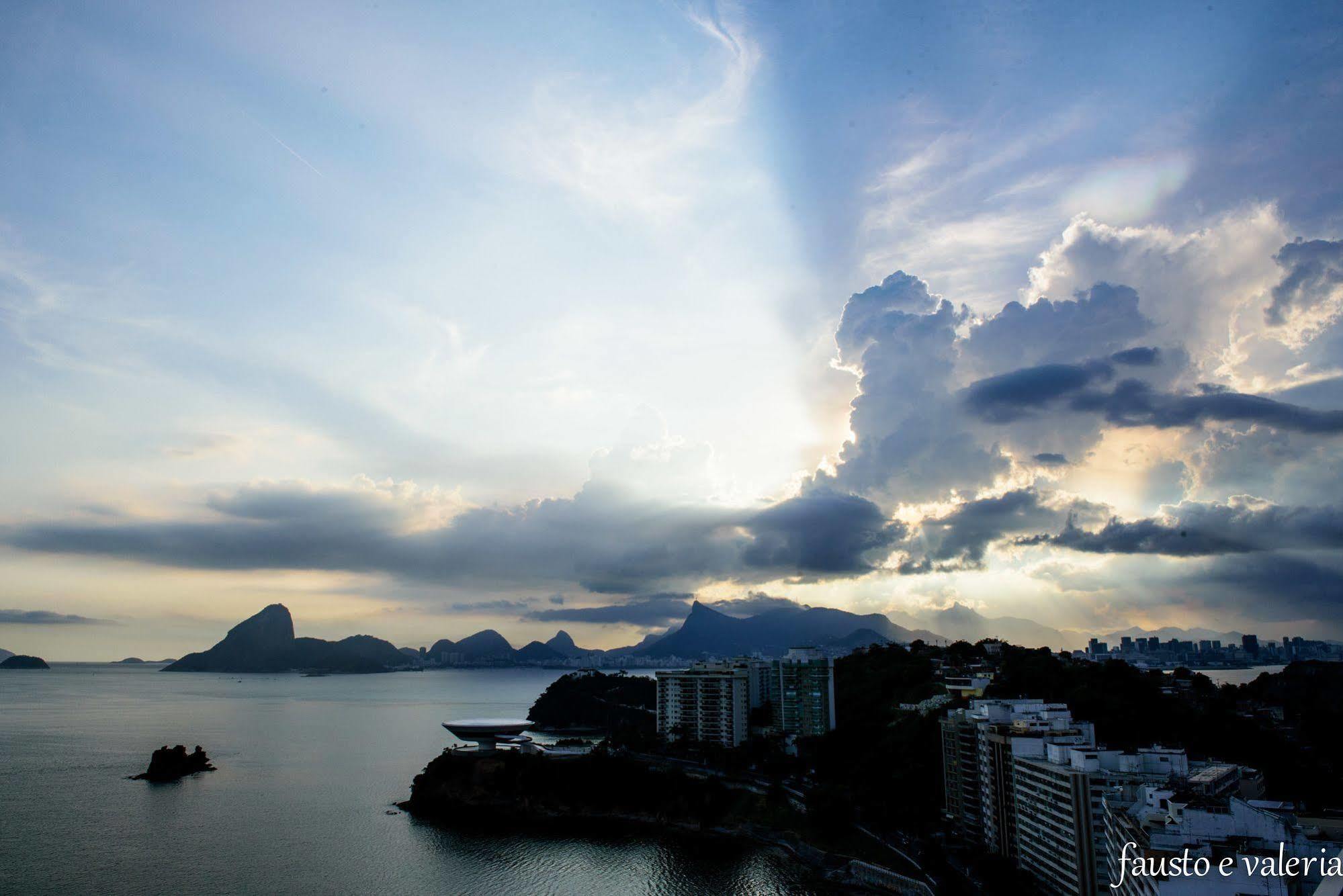 H Niteroi Hotel Kültér fotó